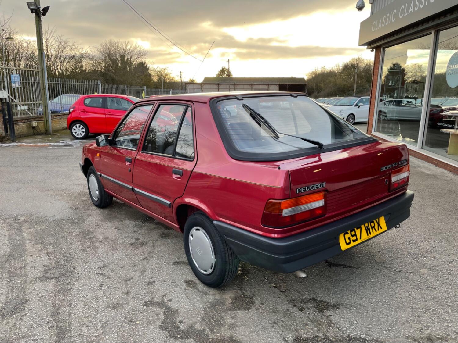 Used PEUGEOT 309 1989 Red in Gainsborough, Lincolnshire | Classic Classics